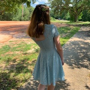 Meet your Posher, Neely